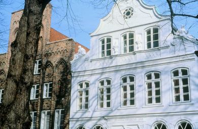 Fassade des Buddenbrookhauses, ursprünglich aus dem Jahr 1758