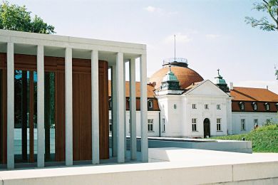 Neubau des Literaturmuseums der Moderne, links, und Schiller-Nationalmuseum, rechts