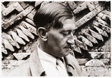 Black and white photograph of the painter Josef Albers in profile.