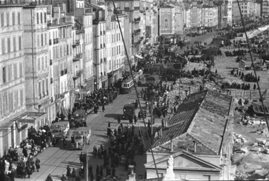 Photograph: harbour district of Marseille 1943